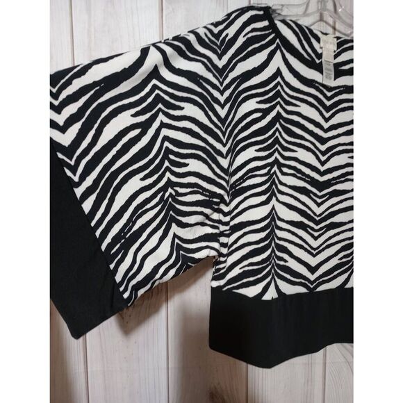 Chico's Knit‎ Kit Shirt Ladies Medium Chico's 1 Zebra Print - Picture 5 of 9